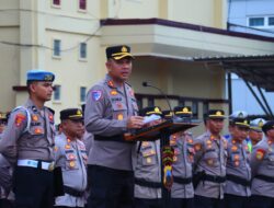 *Kapolres Pekalongan Pimpin Apel Pengamanan Malam Takbiran Hari Raya Idul Fitri 1446 H*
