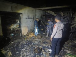 Sebelas Warung di Pantai Wonokerto Pekalongan Ludes Terbakar, Polisi Dalami Penyebabnya