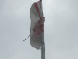 Bendera Merah Putih Kusam di Puskesmas Kiajaran Wetan Viral, Akhirnya Diganti