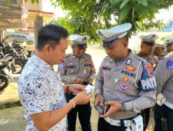 Propam Lakukan Pengecekan Personil Jelang Kegiatan Satgas Operasi Patuh Candi 2025 di Pekalongan