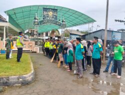 Forkopincam Sragi Gelar Kegiatan Jum’at Bersih Gerakan Indonesia Asri