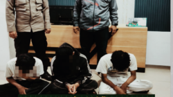 Diduga Hendak Tawuran, Tiga Remaja Bersenjata Tajam Diamankan Warga dan Diserahkan ke Polsek Wiradesa