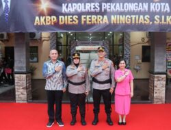 Pisah Sambut Kapolres Pekalongan Kota, AKBP Riki Yariandi Serahkan Tongkat Komando kepada AKBP Dies Ferra Ningtias