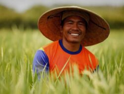 PROF. DR. SUTAN NASOMAL: LAHAN GAMBUT JANGAN DIBAKAR, DORONG JADI LAHAN PRODUKTIF DAN CIPTAKAN LAPANGAN KERJA